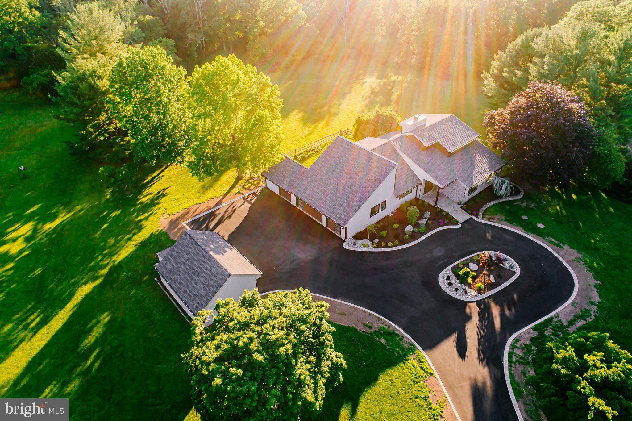 1091 Highland Road Newtown, PA 18940 - Photo 5 of 128 Circular Driveway new stone and asphalt