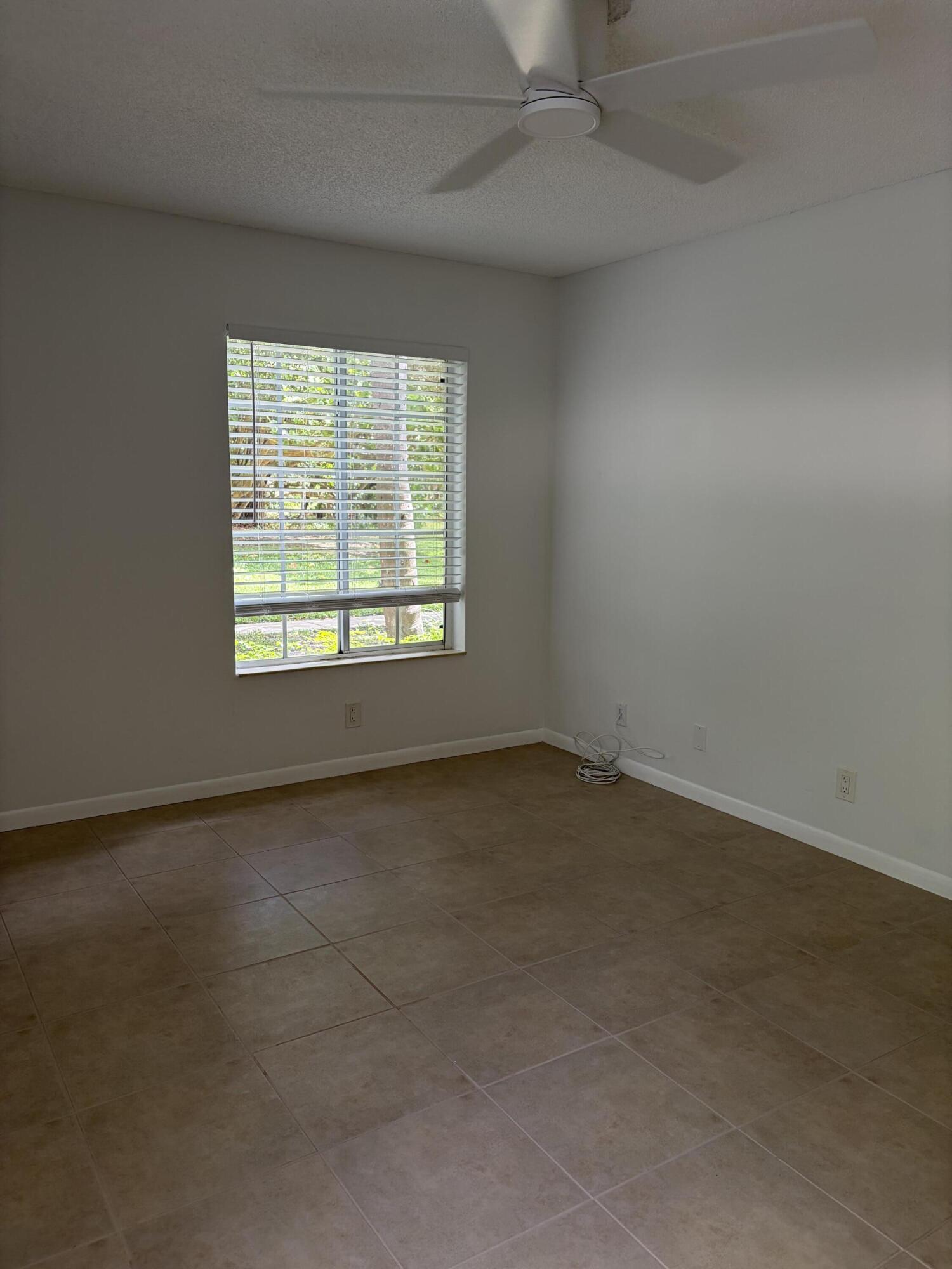 13811 Oneida Drive, Unit E1 Delray Beach, FL 33446 - Photo 12 of 26 IMG_0699
