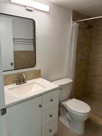 $2,350 | 13811 Oneida Drive, Unit E1, Delray Beach, FL 33446