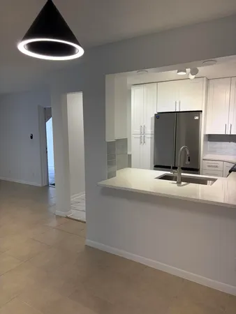 $2,350 | 13811 Oneida Drive, Unit E1, Delray Beach, FL 33446