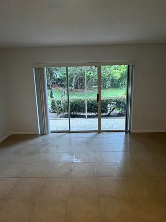 $2,350 | 13811 Oneida Drive, Unit E1, Delray Beach, FL 33446