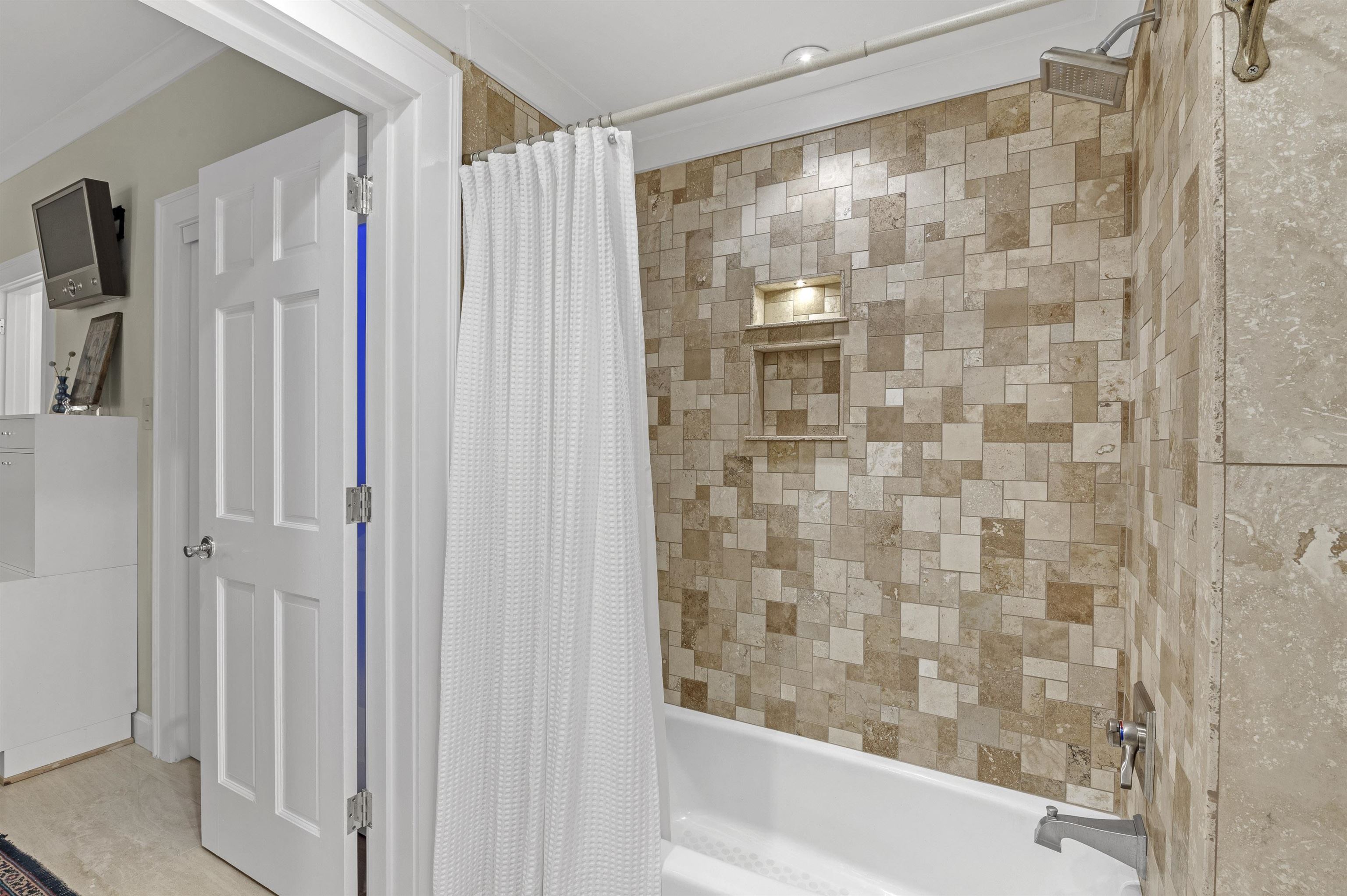 18117 Scenic Highway 98, Unit 100 Fairhope, AL 36532 - Photo 32 of 46