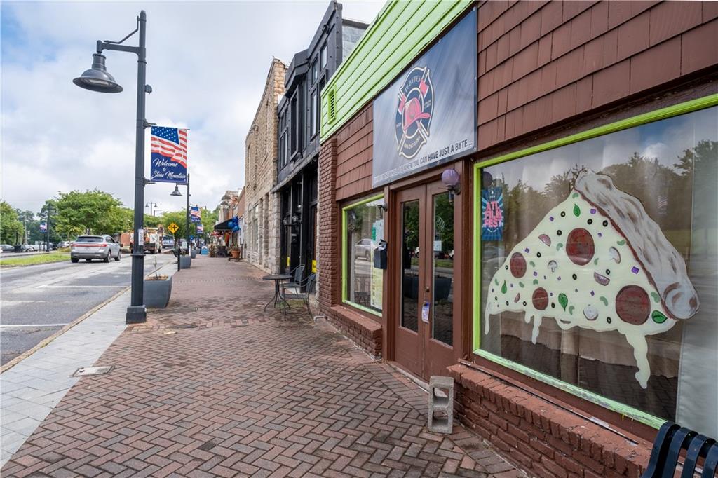 4549 Erskine Road Clarkston, GA 30021 - Photo 29 of 31