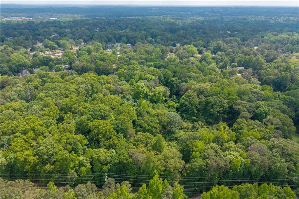 4549 Erskine Road Clarkston, GA 30021 - Photo 5 of 31