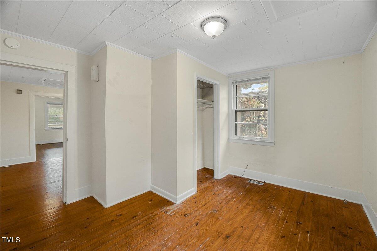 1634 Crest Road Raleigh, NC 27606 - Photo 14 of 36 14-P1256200