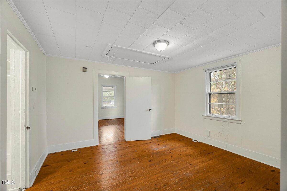 1634 Crest Road Raleigh, NC 27606 - Photo 16 of 36 16-P1256210
