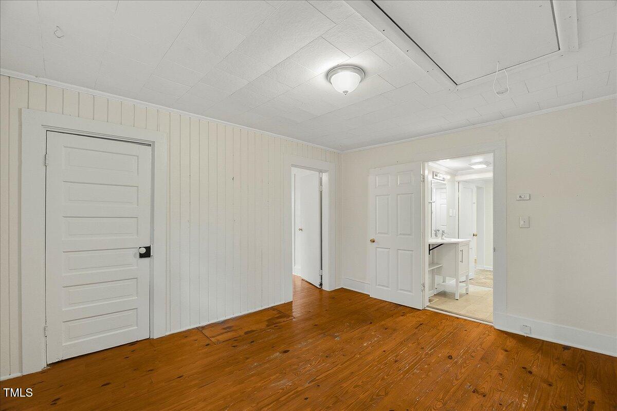1634 Crest Road Raleigh, NC 27606 - Photo 17 of 36 17-P1256215