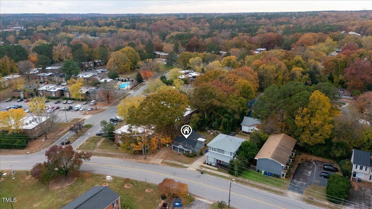 1634 Crest Road Raleigh, NC 27606 - Photo 27 of 36 28-DJI_20241126135540_0004_D