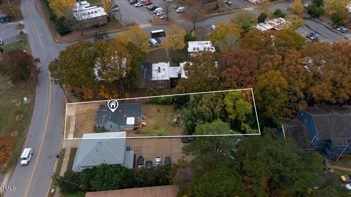 1634 Crest Road Raleigh, NC 27606 - Photo 32 of 36 34-DJI_20241126135807_0010_D
