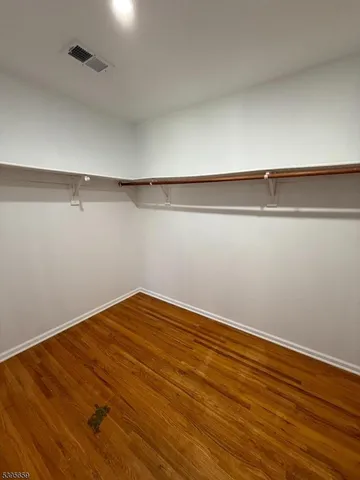 $2,700 | 155 Race Street, Elizabeth, NJ 07202