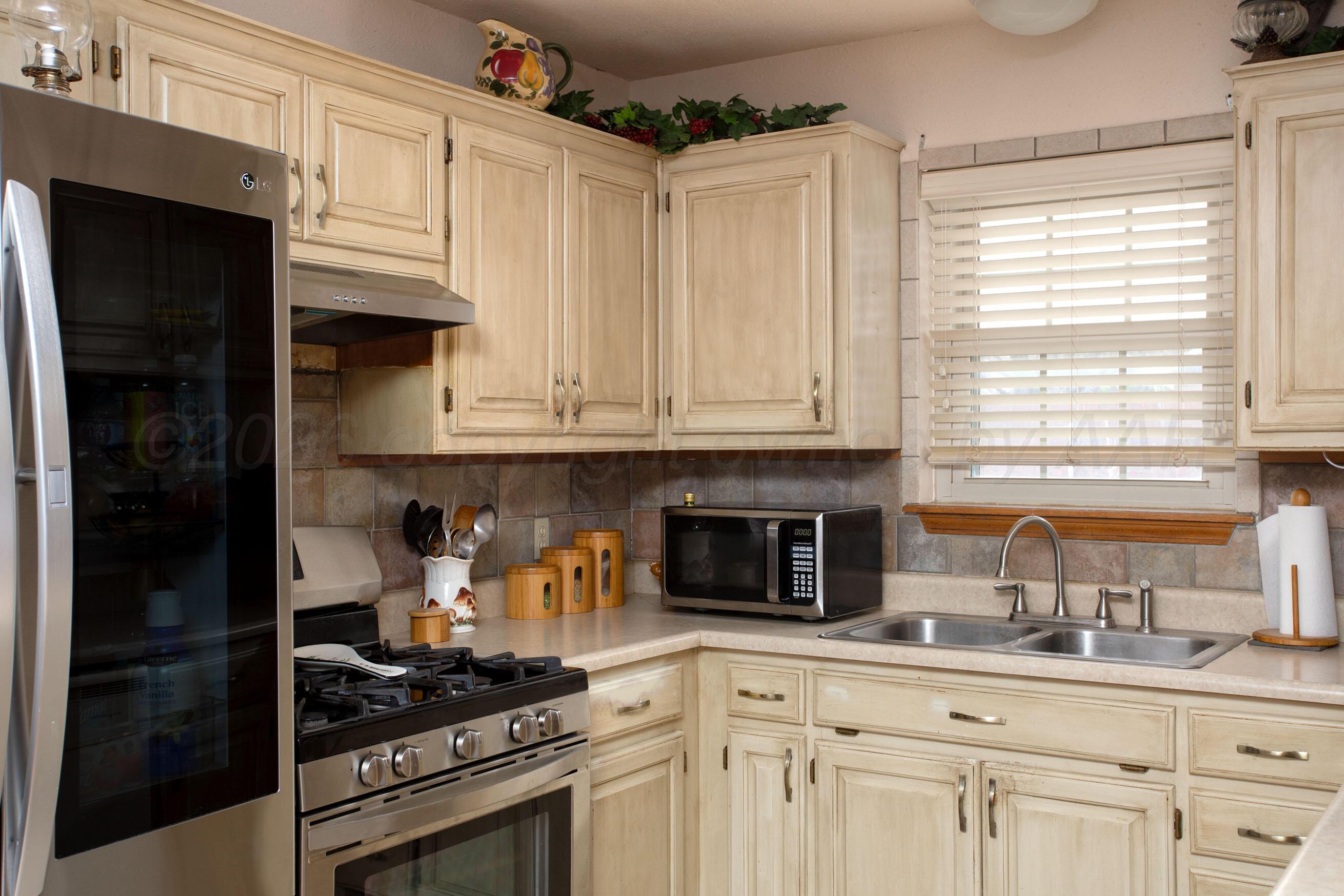 3570 Mack Road Amarillo, TX 79118 - Photo 9 of 33 Kitchen - 3
