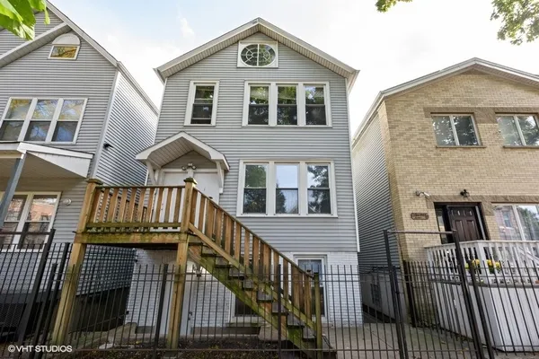 $3,100 | 2443 North Greenview Avenue, Unit 2, Chicago, IL 60614
