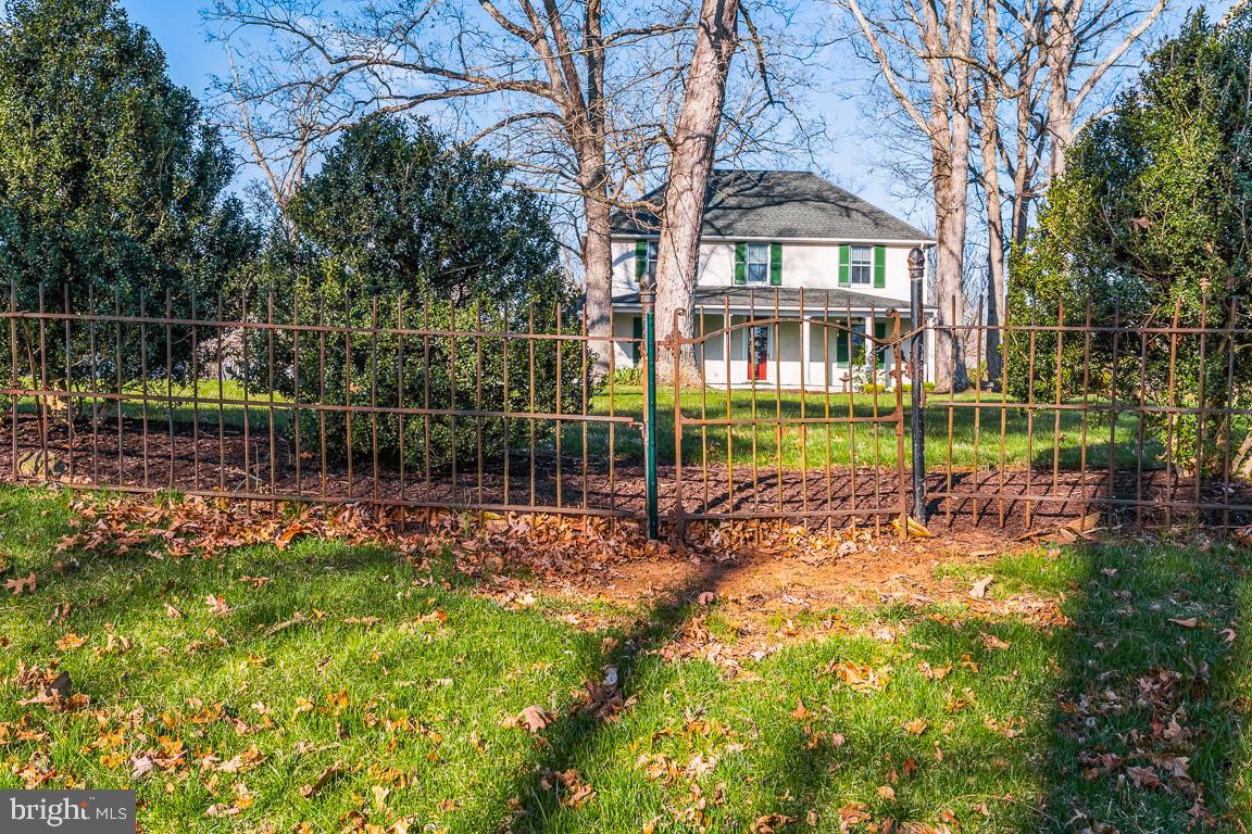 8186 Lees Ridge Road Warrenton, VA 20186 - Photo 3 of 109 Gallery Image 3