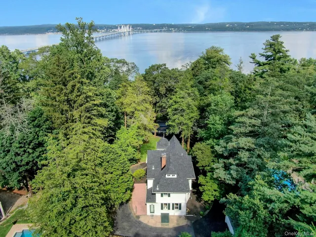 $979,000 | 1002 Rte 9W, Nyack, NY 10960