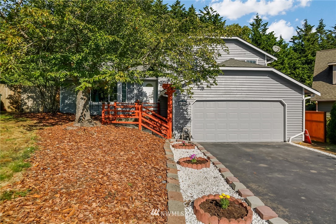 419 164th Place Southeast Bothell, WA 98012 - Photo 1 of 25