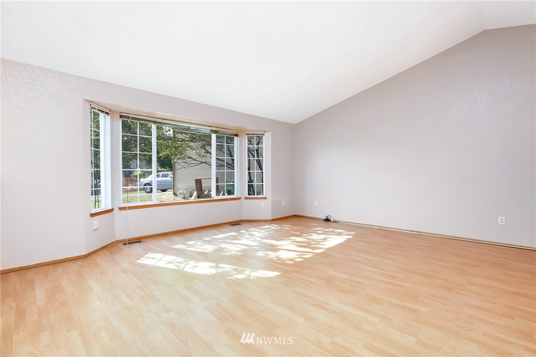 419 164th Place Southeast Bothell, WA 98012 - Photo 7 of 25