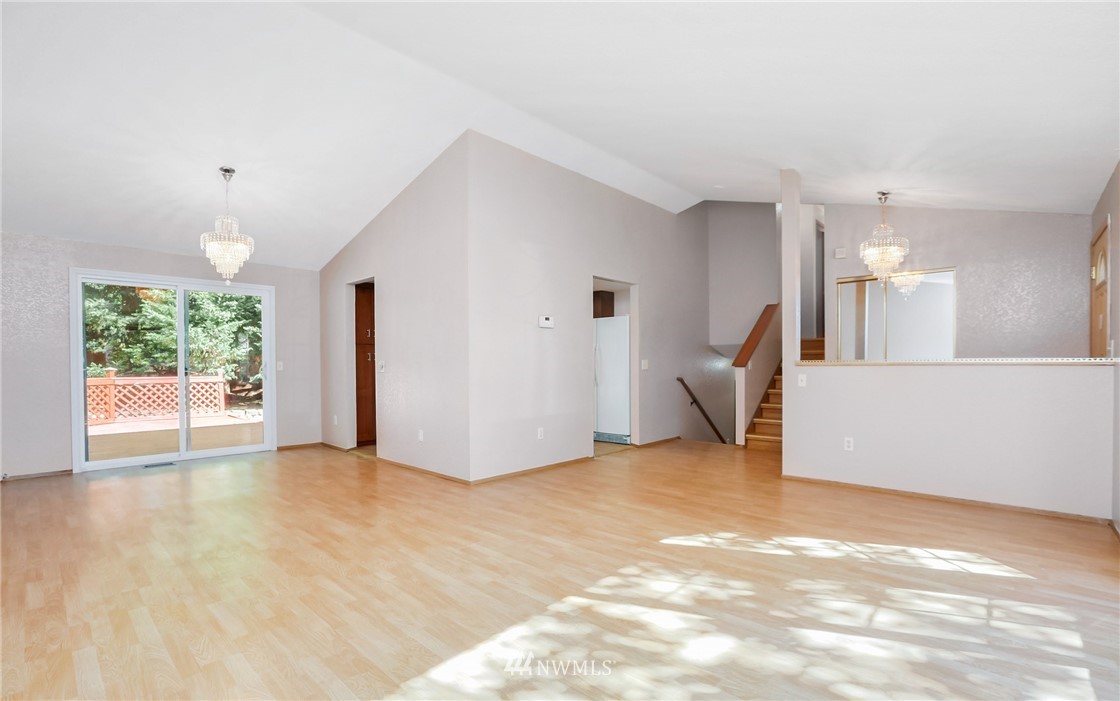 419 164th Place Southeast Bothell, WA 98012 - Photo 8 of 25