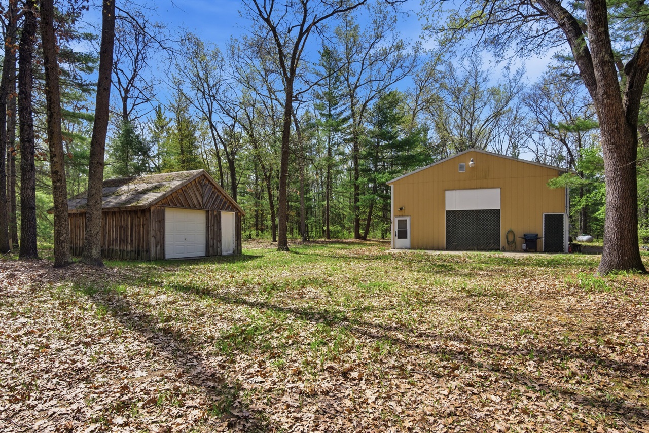 337 South Taylor Road Branch, MI 49402 - Photo 2 of 40