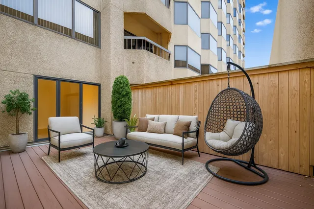 $349,000 | 2001 Holcombe Boulevard, Unit 206, Houston, TX 77030