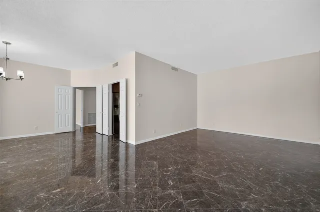 $349,000 | 2001 Holcombe Boulevard, Unit 206, Houston, TX 77030