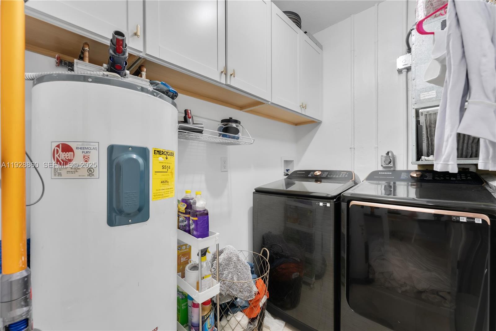 15151 Southwest 164th Terrace Miami, FL 33187 - Photo 19 of 37