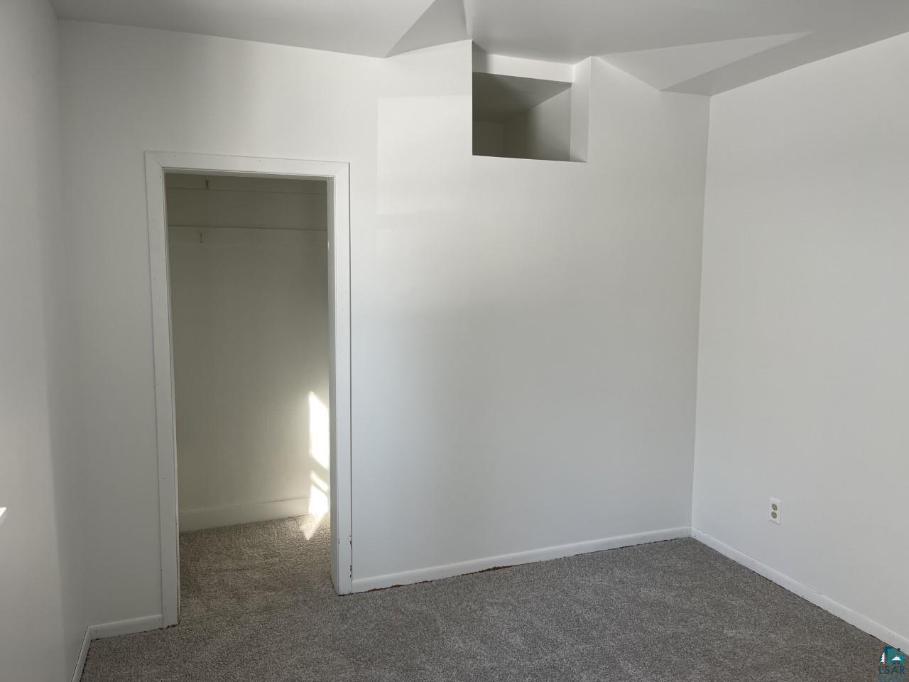 4617 Cooke Street Duluth, MN 55804 - Photo 14 of 27