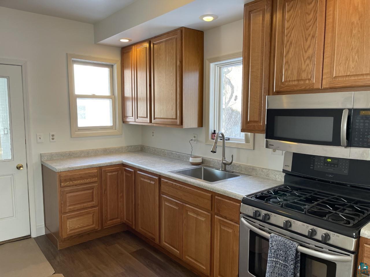 4617 Cooke Street Duluth, MN 55804 - Photo 15 of 27
