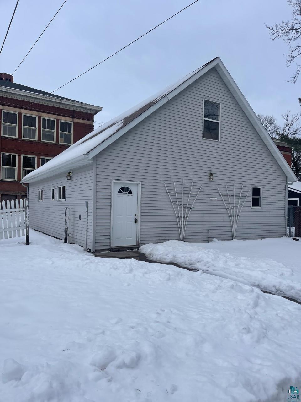 4617 Cooke Street Duluth, MN 55804 - Photo 2 of 27