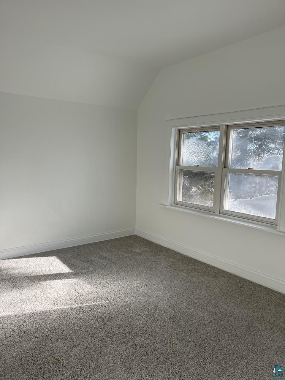4617 Cooke Street Duluth, MN 55804 - Photo 5 of 27