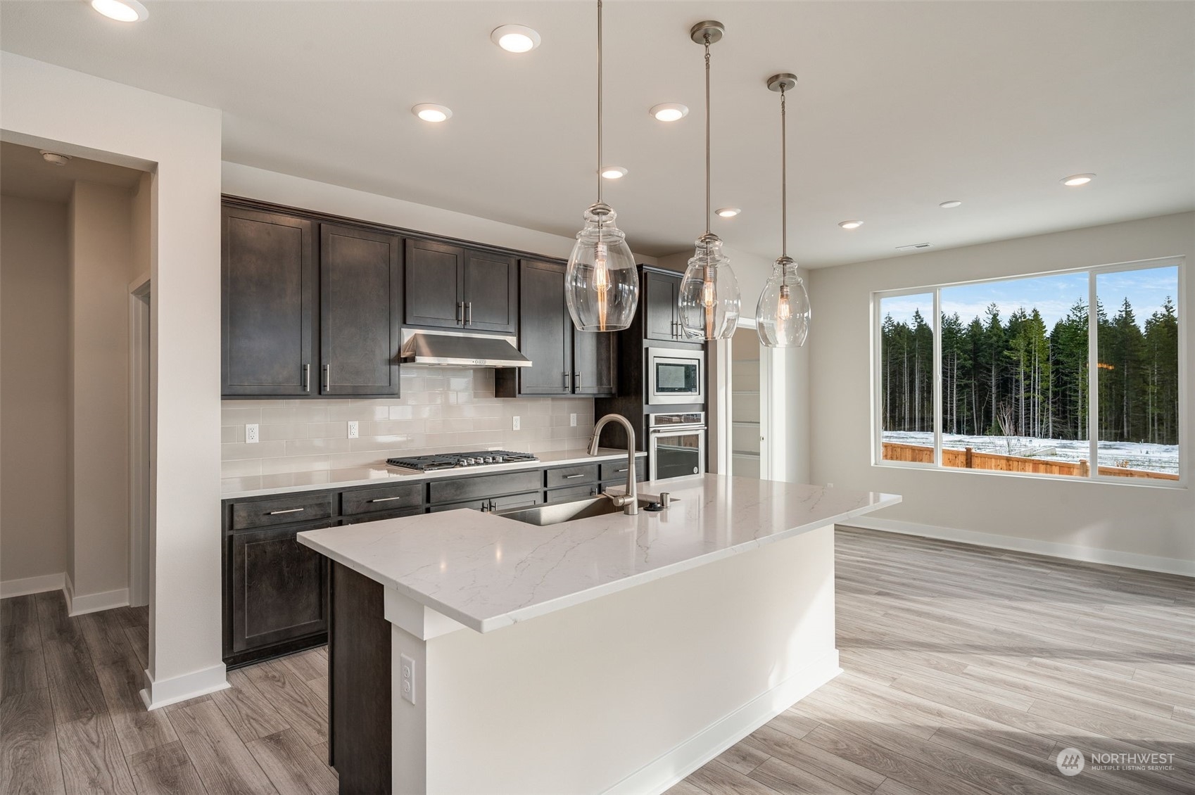 5541 Kinross Rd Port Orchard Southwest, Unit 112 Port Orchard, WA 98367 - Photo 10 of 40 Gallery Image 10