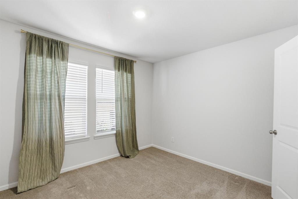 3613 Ridgeway Lane Argyle, TX 76226 - Photo 16 of 29