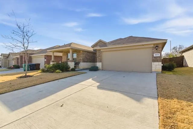 $2,400 | 3613 Ridgeway Lane, Argyle, TX 76226