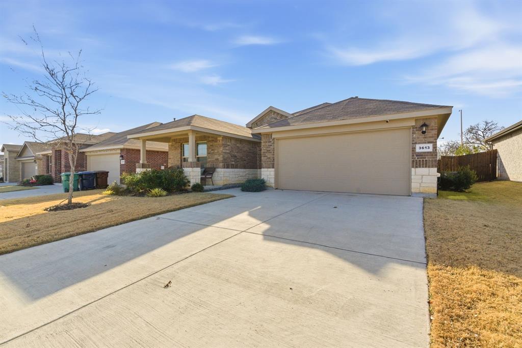 3613 Ridgeway Lane Argyle, TX 76226 - Photo 2 of 29