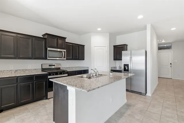 $2,400 | 3613 Ridgeway Lane, Argyle, TX 76226