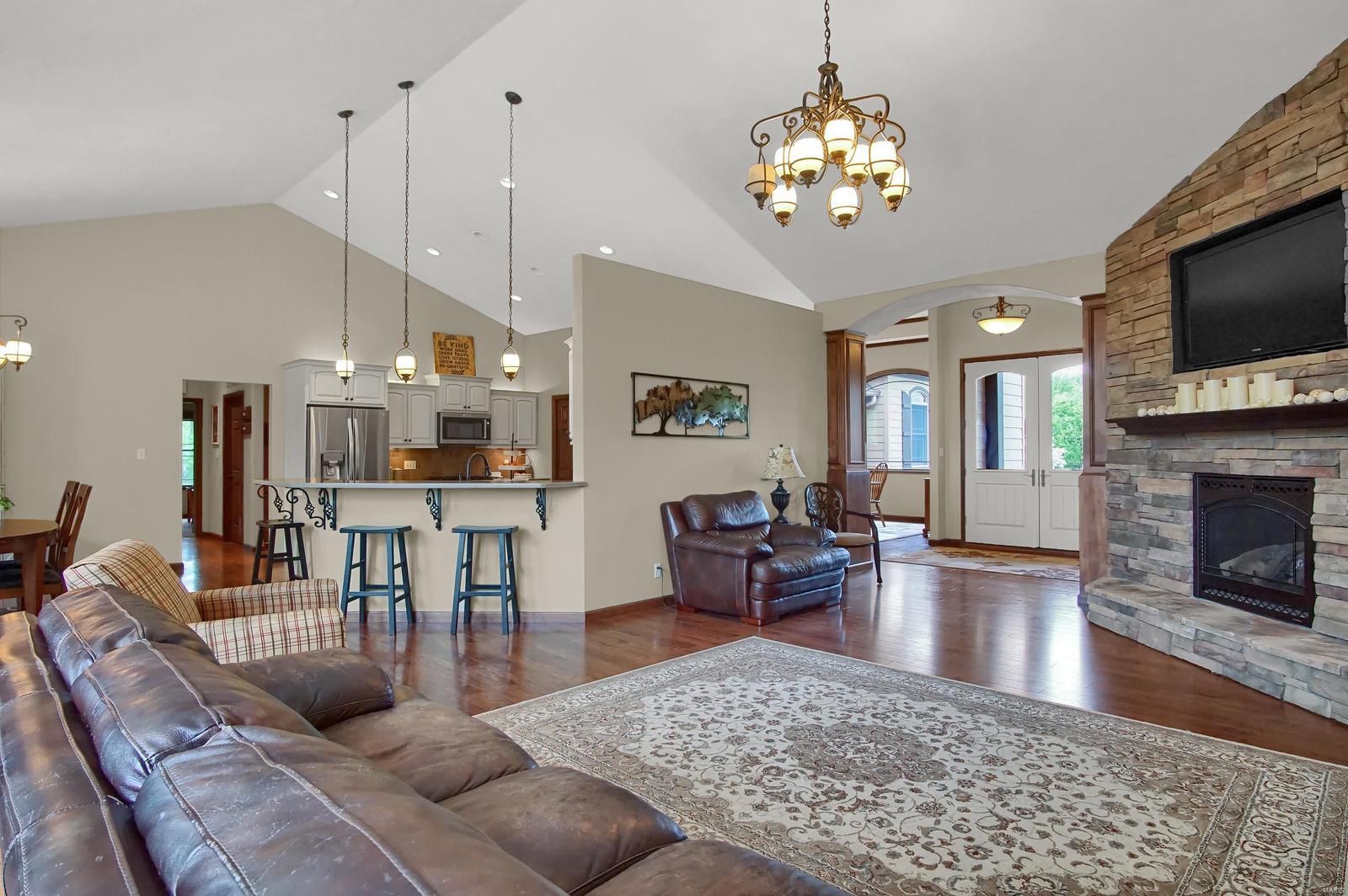 2450 Becker Road Highland, IL 62249 - Photo 16 of 54