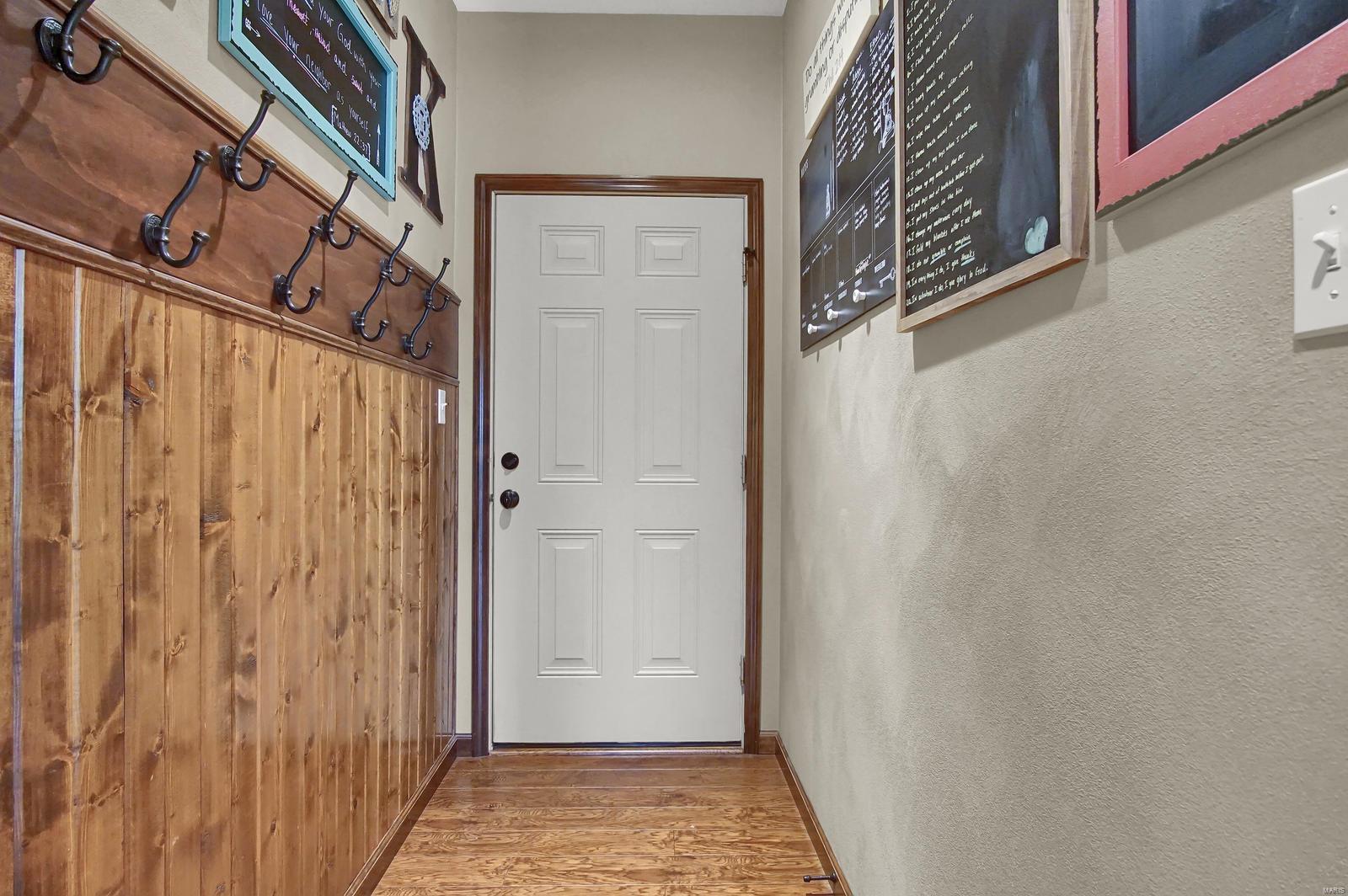 2450 Becker Road Highland, IL 62249 - Photo 20 of 54
