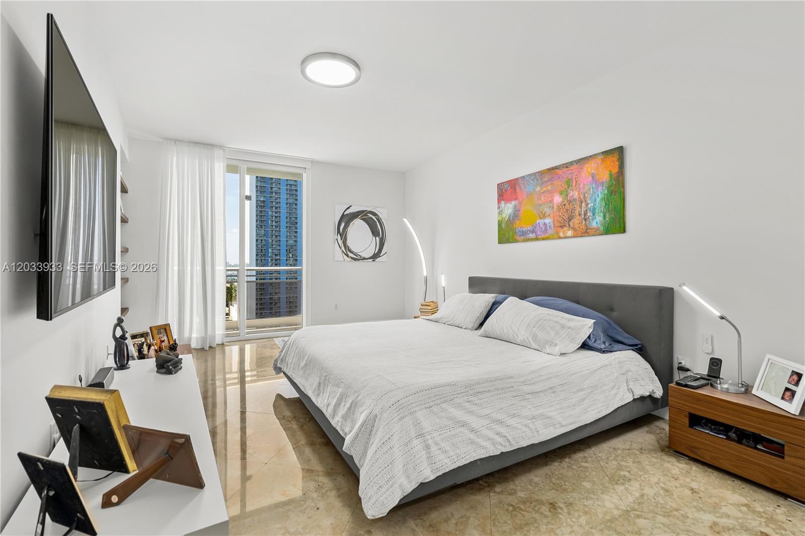 901 Brickell Key Boulevard, Unit 2206 Miami, FL 33131 - Photo 11 of 28