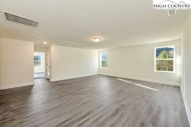 $599,900 | 369 River Watch Trail, Laurel Springs, NC 28644