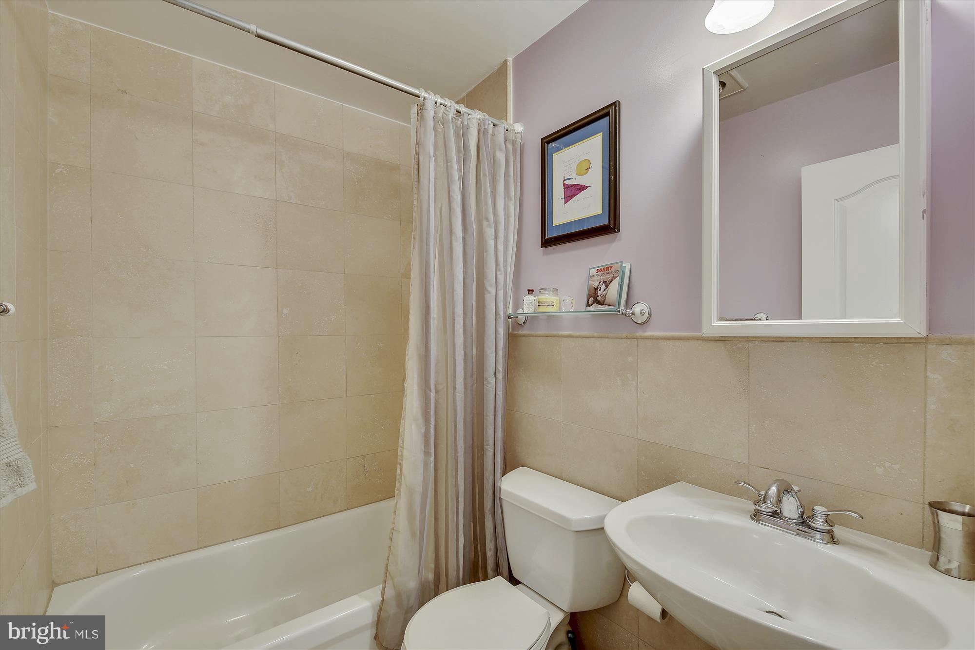 1816 Kalorama Road Northwest, Unit 302 Washington, DC 20009 - Photo 12 of 45 Bright and welcoming bathroom!