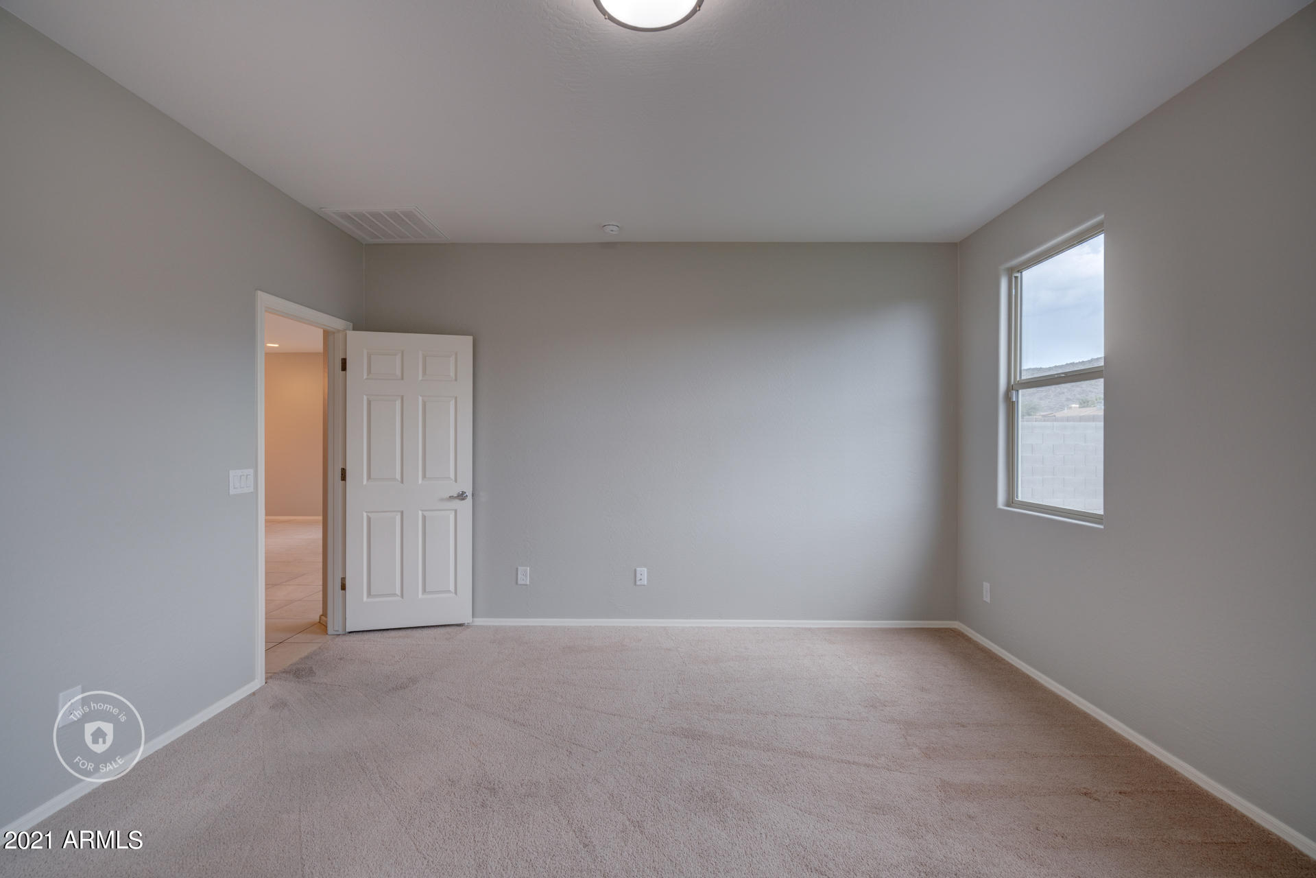 2417 East Beverly Road Phoenix, AZ 85042 - Photo 11 of 24 photo_11