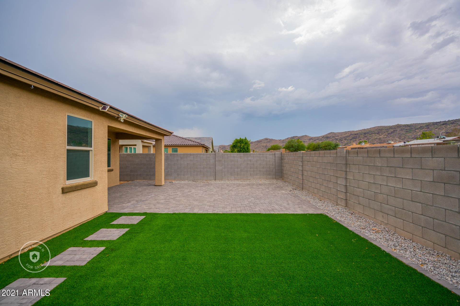 2417 East Beverly Road Phoenix, AZ 85042 - Photo 22 of 24 photo_22
