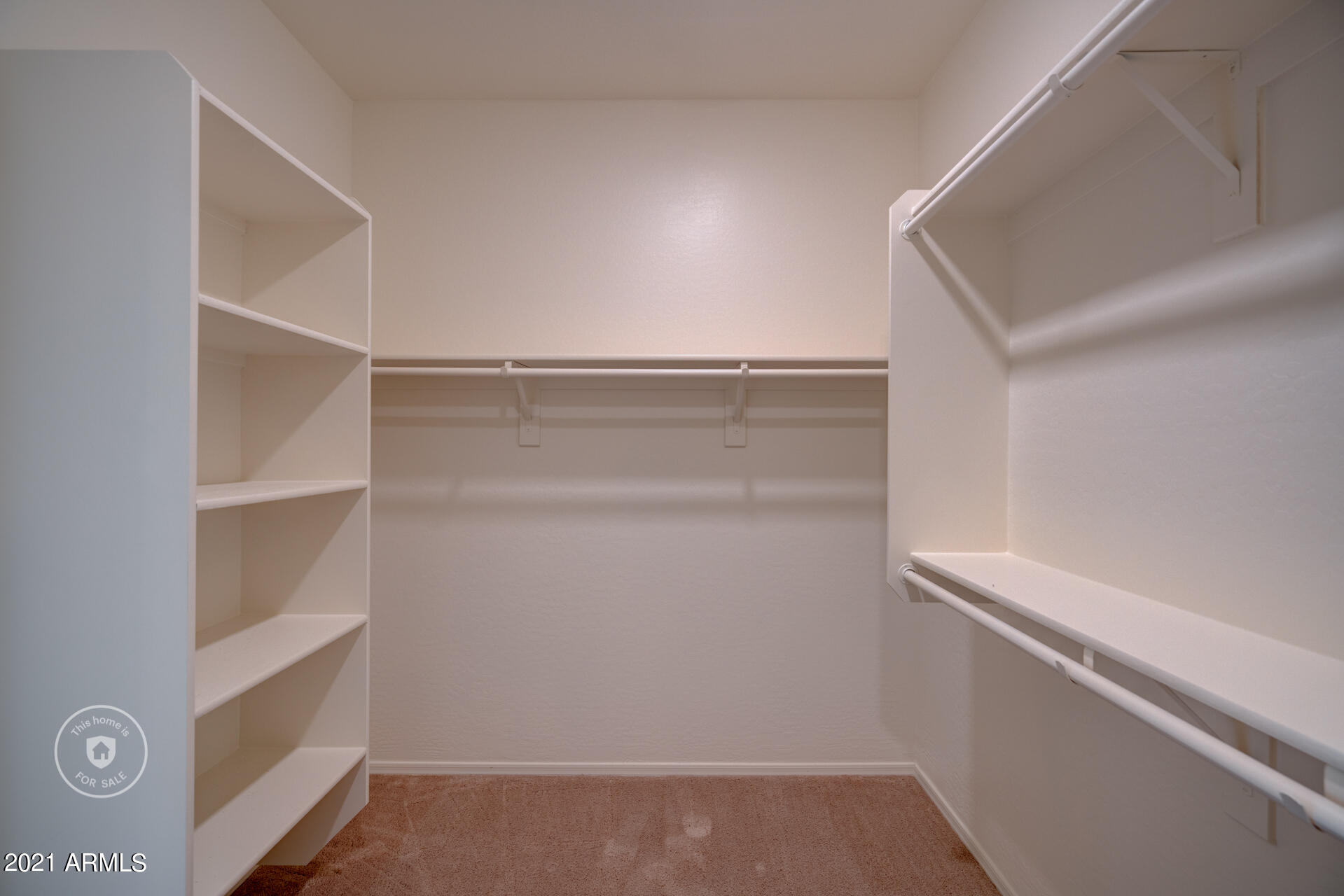 2417 East Beverly Road Phoenix, AZ 85042 - Photo 4 of 24 photo_04