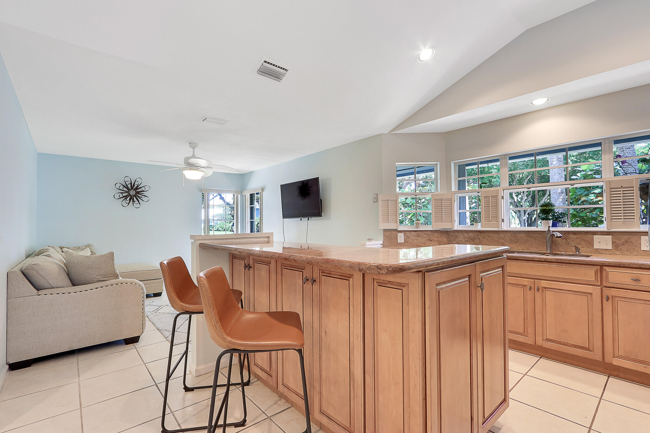 628 Ocean Dunes Circle Jupiter, FL 33477 - Photo 14 of 52 628 Ocean Dunes Cir Jupiter FL-print-035