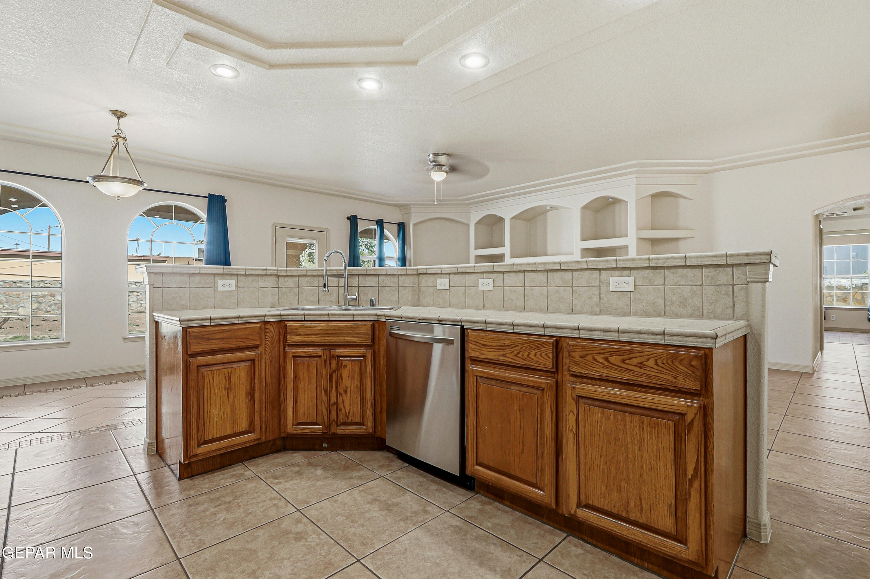1140 Ranger Street El Paso, TX 79907 - Photo 6 of 24 28-print-IMG_5874