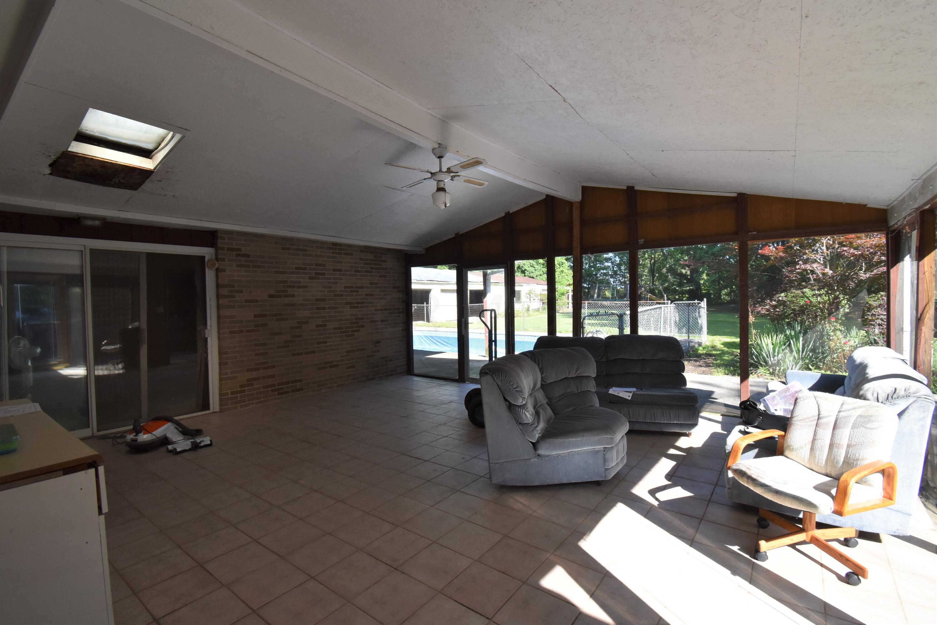 428 Coover Road Delaware, OH 43015 - Photo 29 of 41 Screened In Back Porch