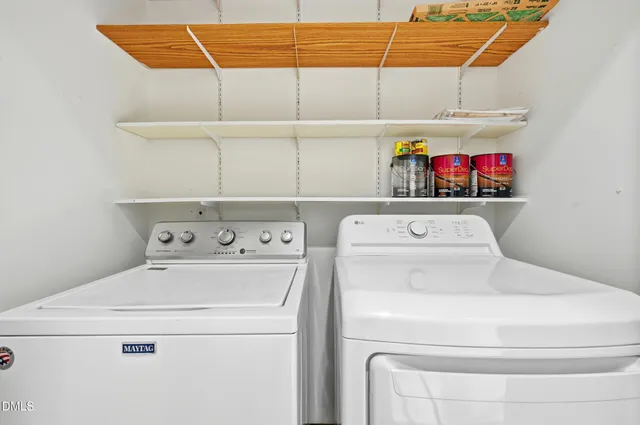 $425,000 | 101 Thomas Lane, Unit 3, Carrboro, NC 27510