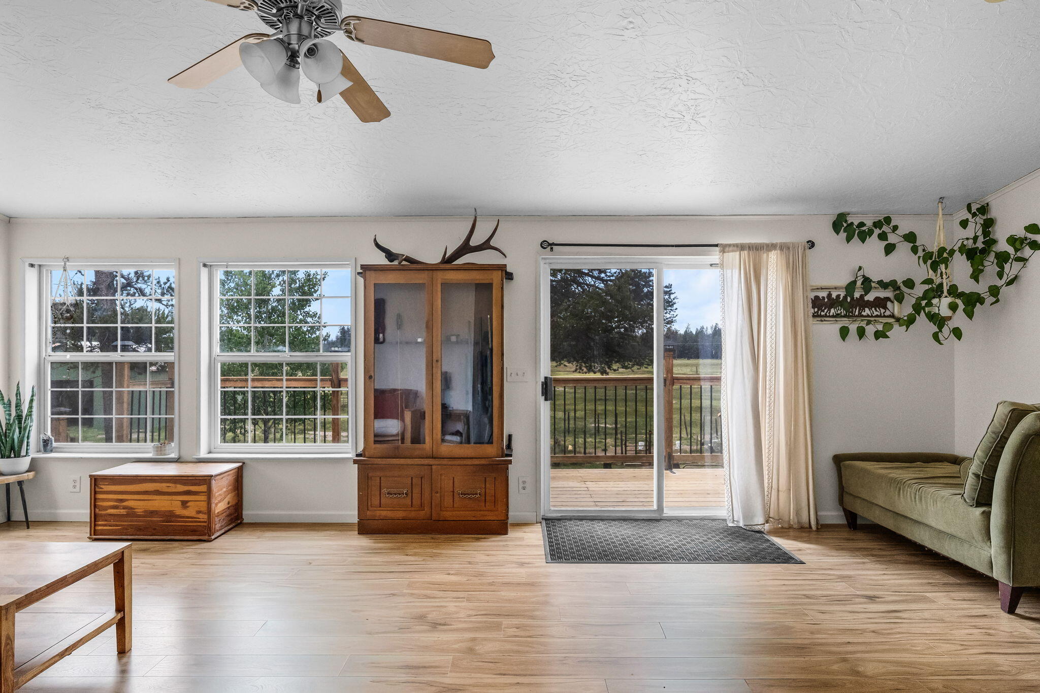 151772 Beal Road La Pine, OR 97739 - Photo 9 of 35 View from family room
