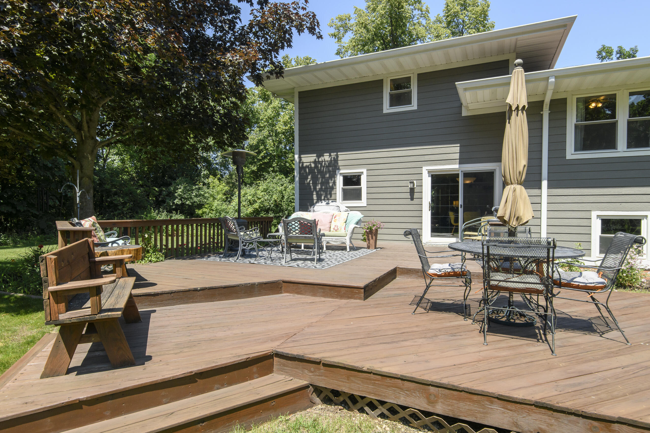 N93-w24655 Bark Road Colgate, WI 53017 - Photo 42 of 57 Multi-Level Deck
