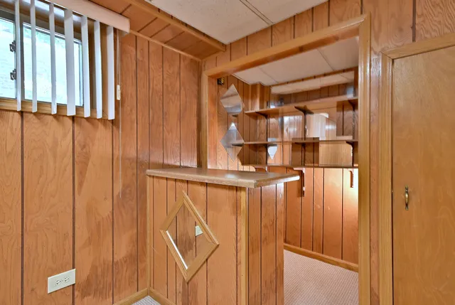 a view of walk in closet