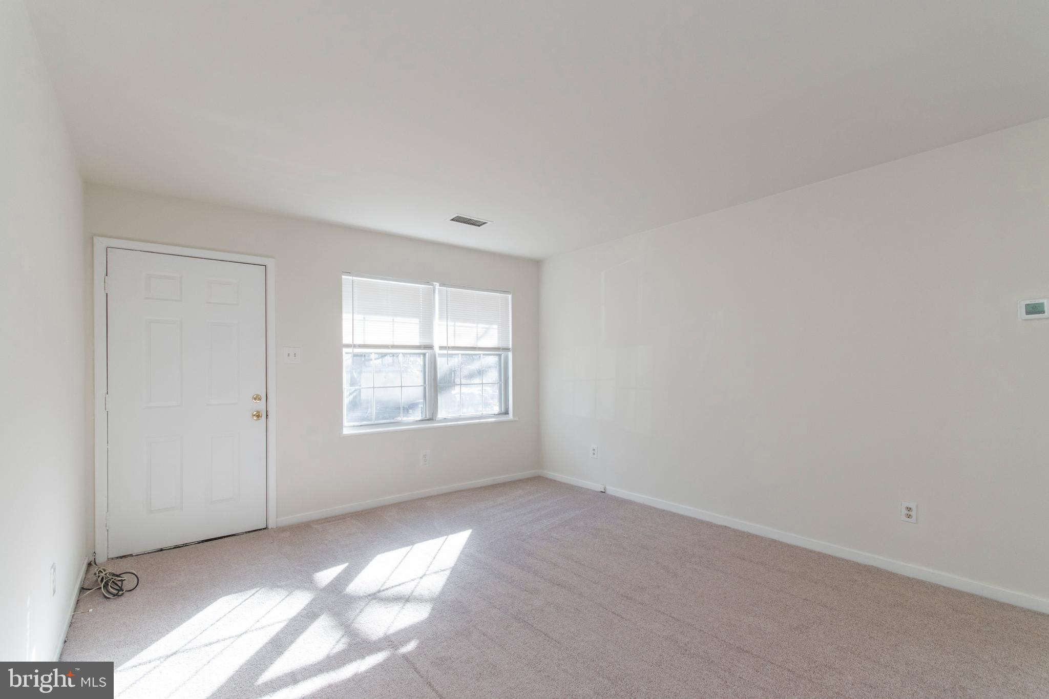 428 Harmon Road Philadelphia, PA 19128 - Photo 8 of 45